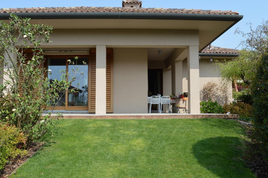 B&B La Casa Di Angela Cusago Exterior photo